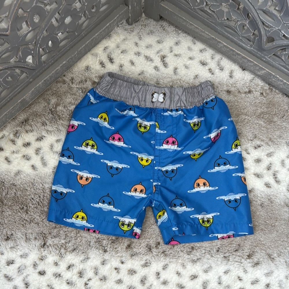 Pinkfong baby shark swim trunks boys size 3T beach pool party tropical summer